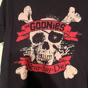 Goonies tshirt size large